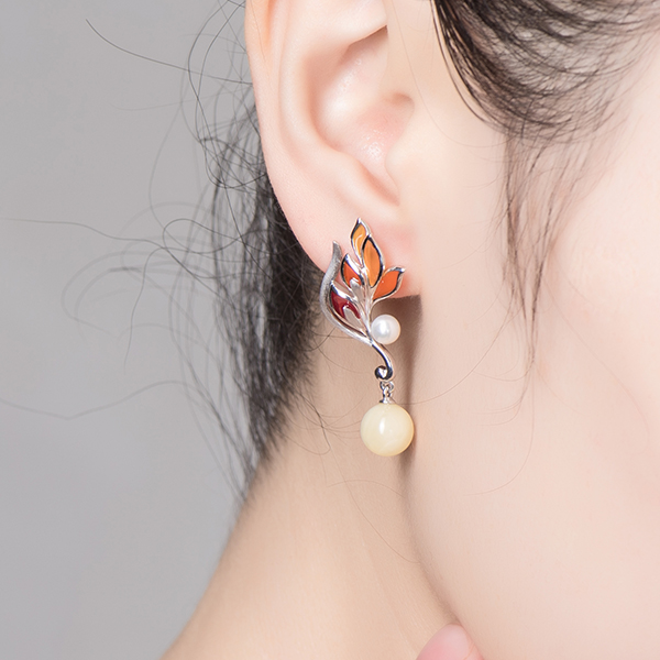 凤凰涅槃-蜜蜡银镶耳饰