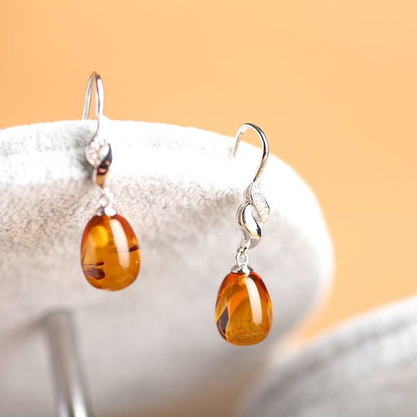 红叶珀素石耳饰